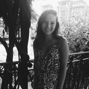 Meet your Posher, Caroline